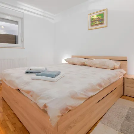 Carobni Pogled Villa *